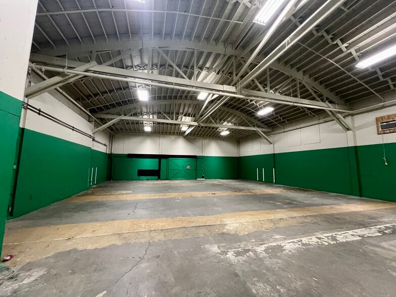 More Photos Of 603-677 N Tillamook St, Portland Warehouse For Lease