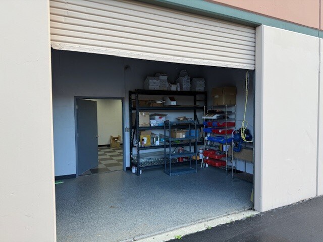 More Photos Of 1830 Vernon Street, Roseville Warehouse For Sale