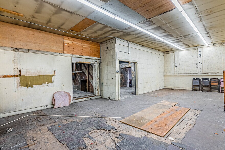 More Photos Of 161 Abington Ave, Newark Warehouse For Sale