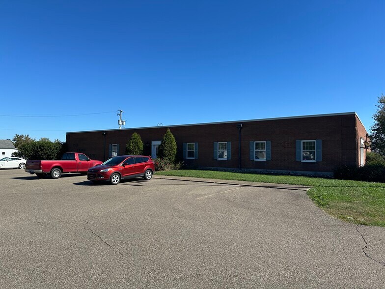 More Photos Of 240 Browns Ln, Coshocton Industrial For Sale