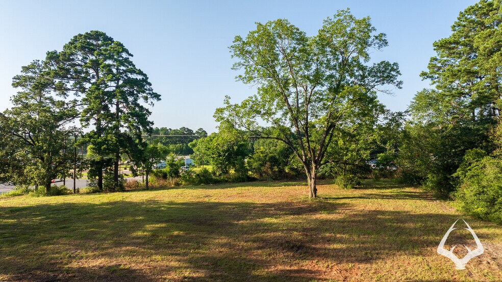 More Photos Of 2000 E Denman Ave, Lufkin Land For Sale