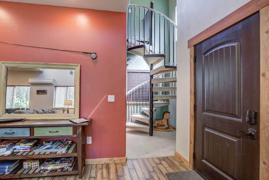 More Photos Of 13255 Circle Dr, Old Station Apartments For Sale