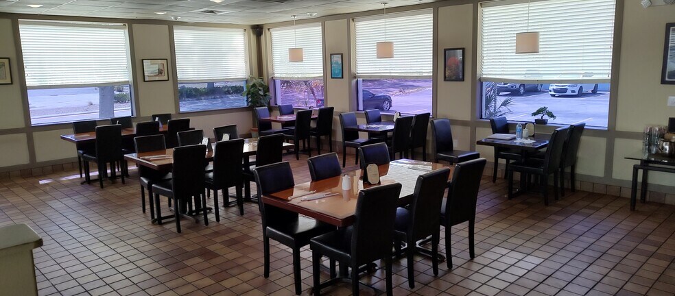 More Photos Of 4195 N Tamiami Trl, Sarasota Fast Food For Sale