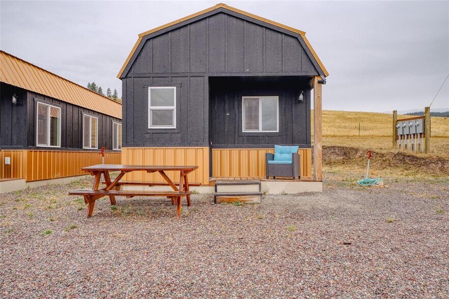 More Photos Of 7000 Browns Meadow Rd, Niarada Multifamily For Sale