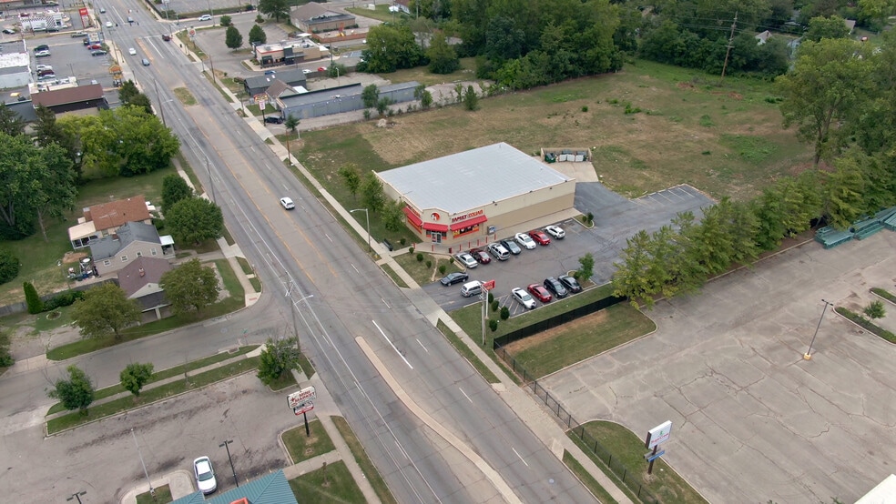 More Photos Of 1028 N Gettysburg Ave, Dayton Freestanding For Lease