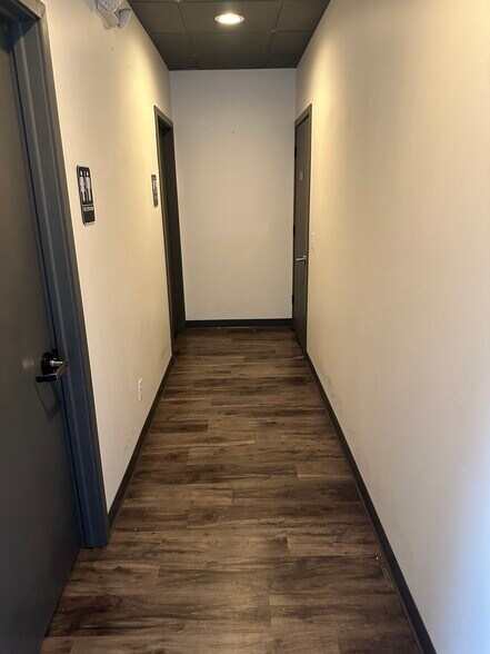 More Photos Of 2233 N Burdick St, Kalamazoo Freestanding For Sale