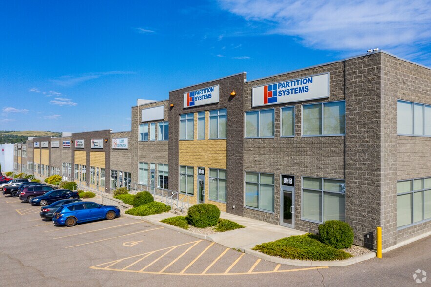 More Photos Of 902-954 55th Ave NE, Calgary Warehouse For Lease