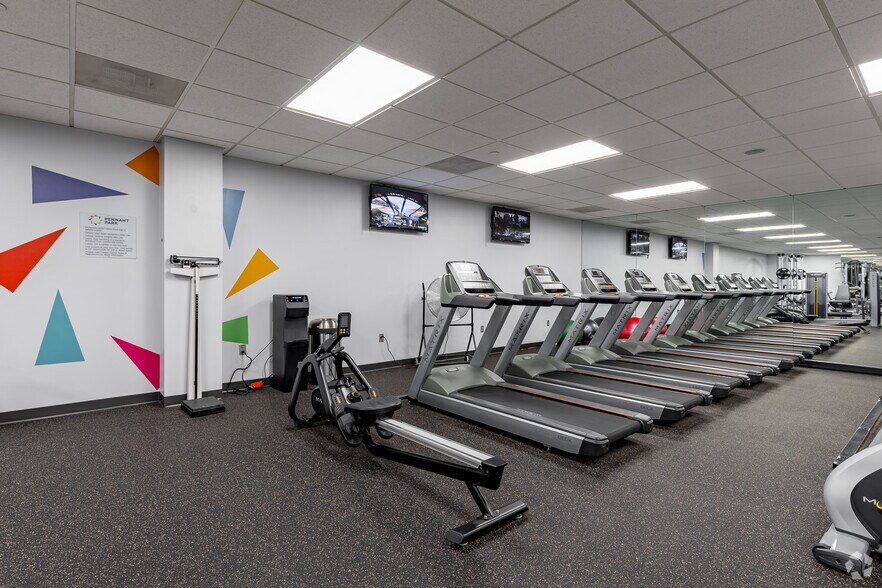 More Photos Of 3100 Interstate N Cir, Atlanta Office For Lease