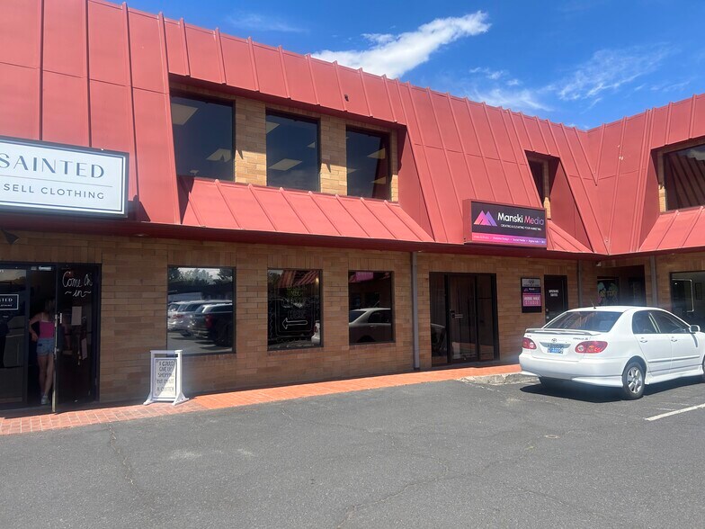 More Photos Of 1404 NE 3rd St, Bend Storefront Retail Office For Lease