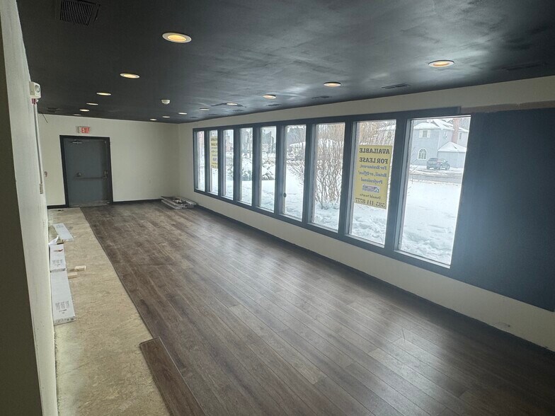 More Photos Of 2185 Monroe Ave, Rochester Restaurant For Sale