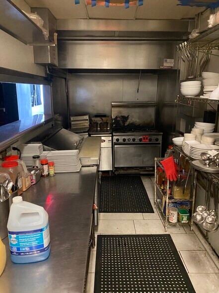 More Photos Of 1210-1212 H St NE, Washington Restaurant For Sale