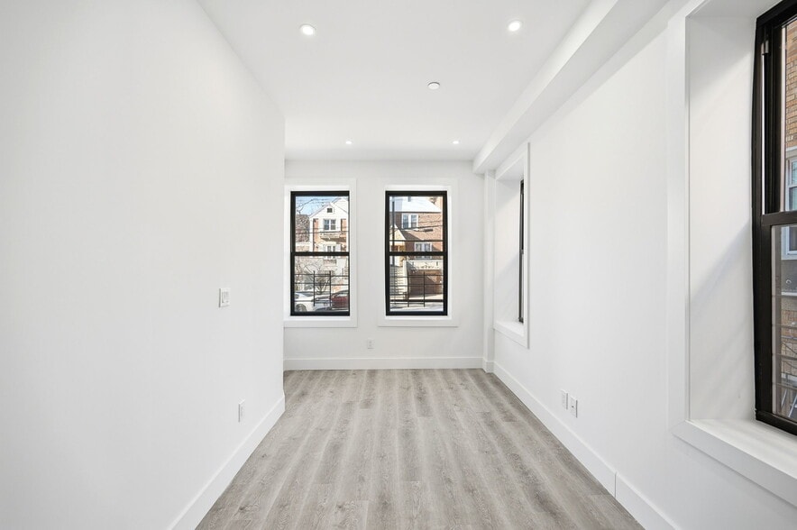 More Photos Of 2152 Muliner Ave, Bronx Apartments For Sale