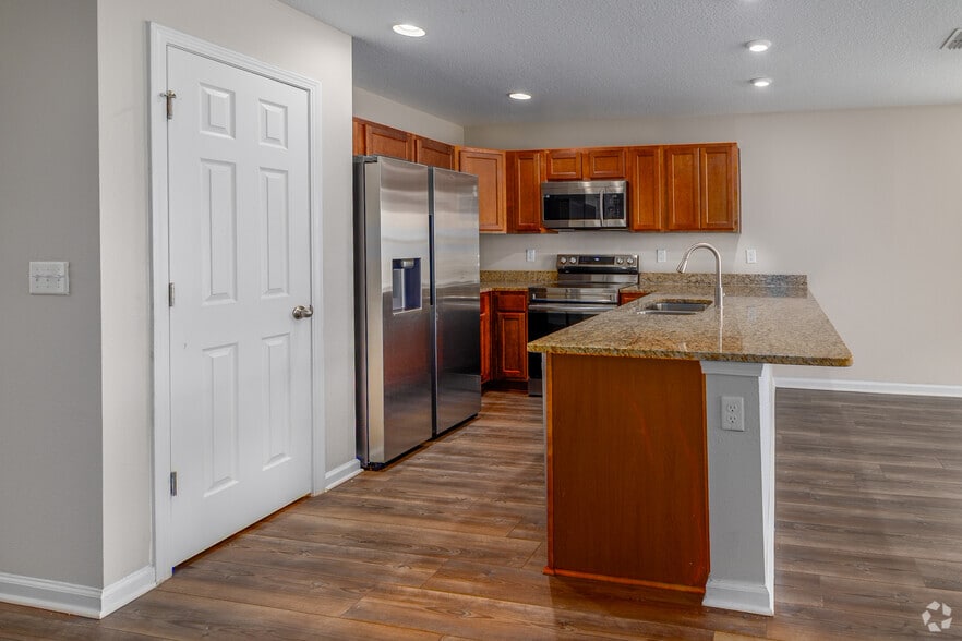 More Photos Of 9805 Trout Tides Blvd, Jacksonville Apartments For Sale