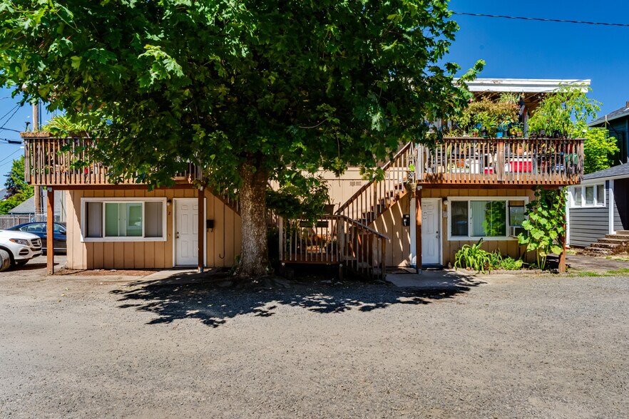 More Photos Of , Eugene Multifamily For Sale