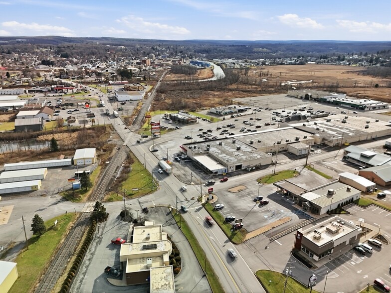 More Photos Of 1081 & 1083 Front St, Philipsburg Flex For Sale