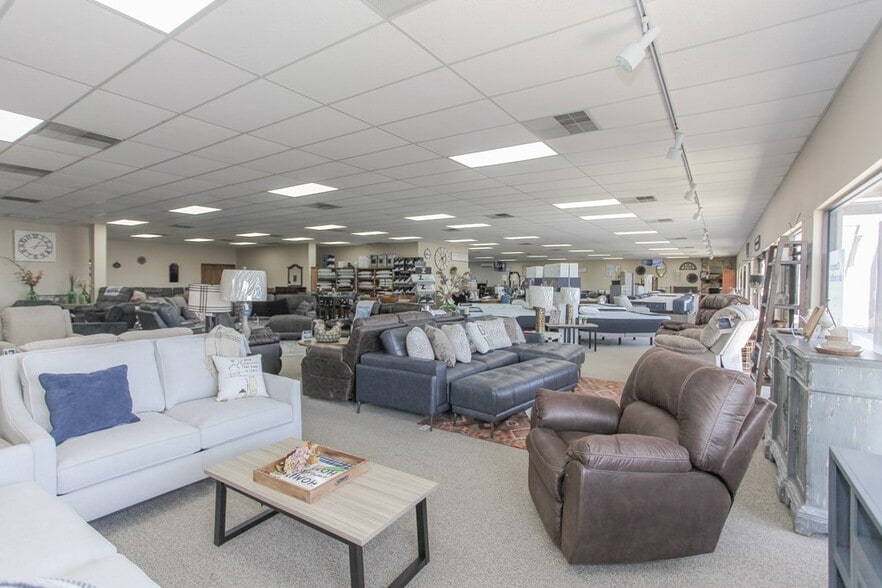 More Photos Of 2727 Andrews Hwy, Odessa General Retail For Sale