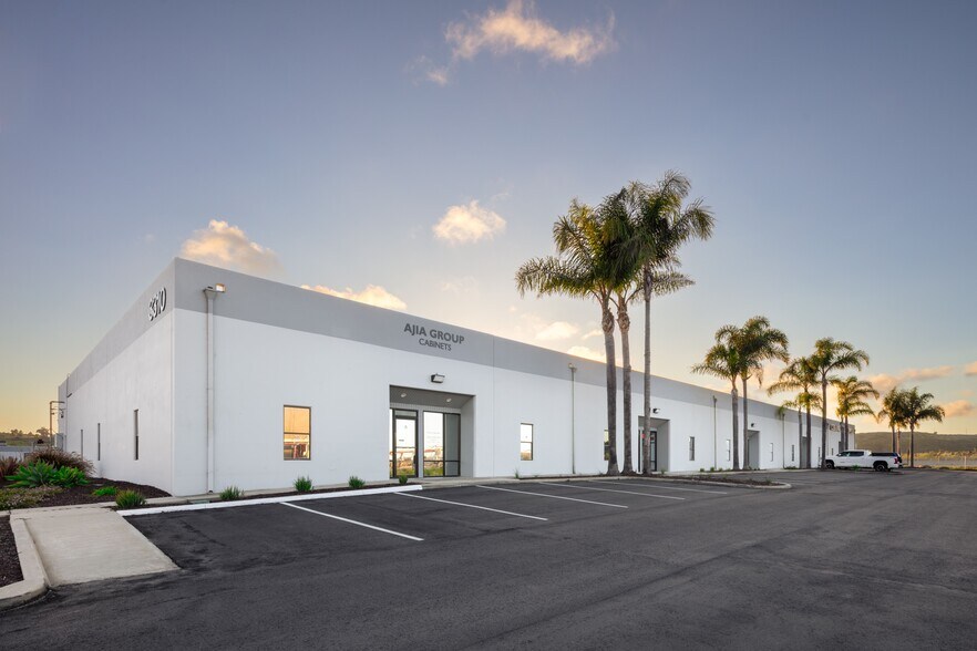 More Photos Of 230 Roymar Rd, Oceanside Unknown For Lease