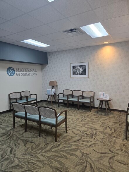 More Photos Of 2098 Teron Trace, Dacula Office For Sale