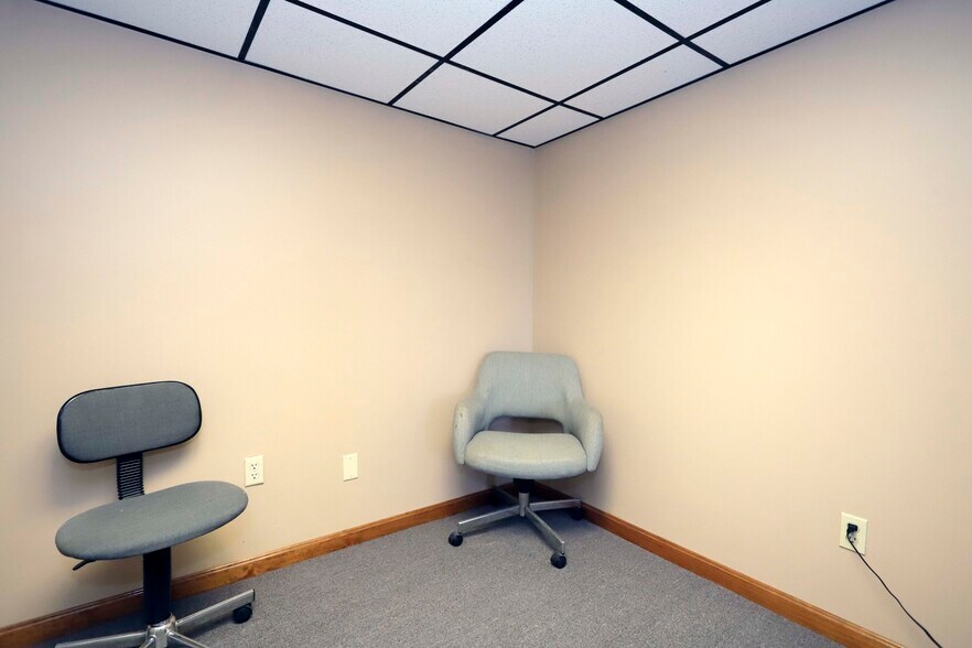 More Photos Of 161 Lindsey St, Fall River Office Residential For Sale