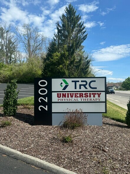 More Photos Of 2200 S Main St, Blacksburg Office For Sale