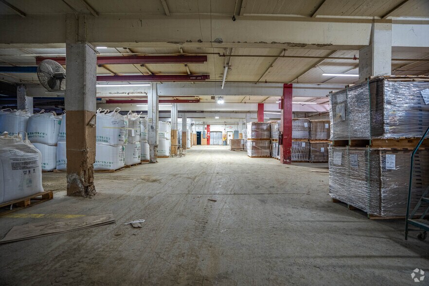 More Photos Of 10 Furnace St, Stanhope Manufacturing For Lease