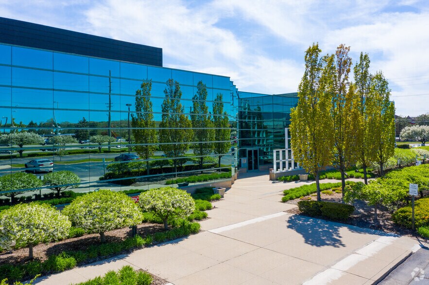 More Photos Of 39209 W 6 Mile Rd, Livonia Office For Lease