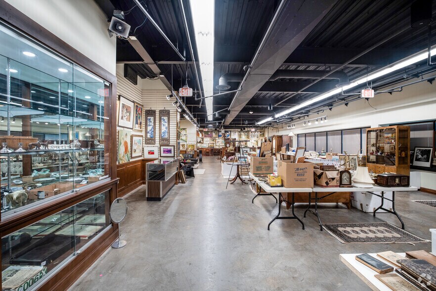 More Photos Of 40 W Gude Dr, Rockville Office For Sale