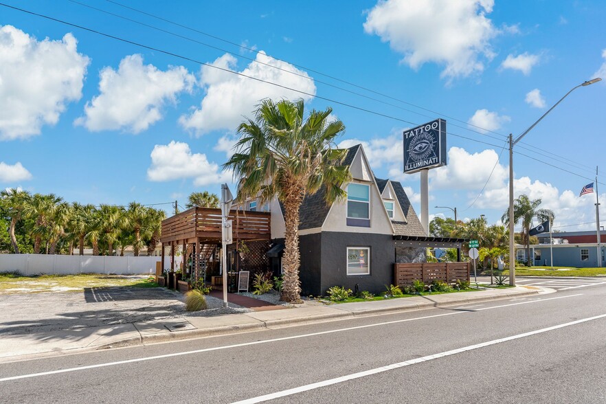 Primary Photo Of 7001 Gulf Blvd, St Pete Beach Storefront Retail Residential For Sale