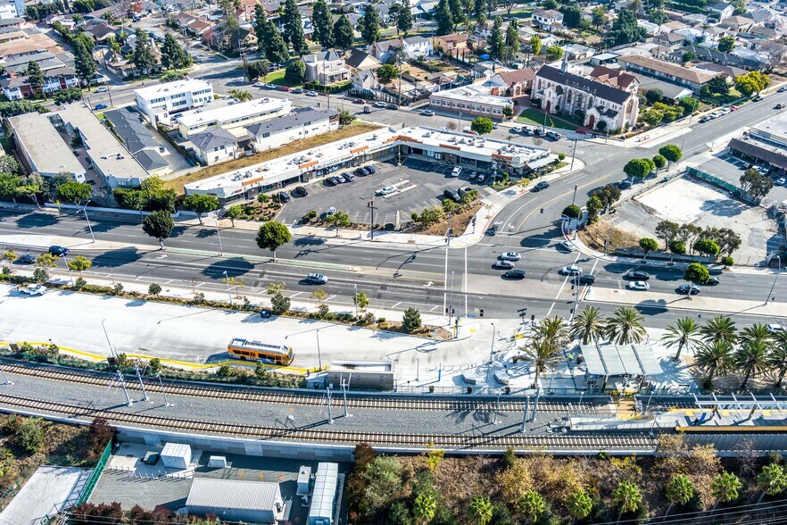 More Photos Of 400-424 E Florence Ave, Inglewood General Retail For Sale