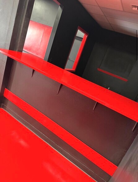 More Photos Of 309 S 1st St, Yakima Flex For Lease