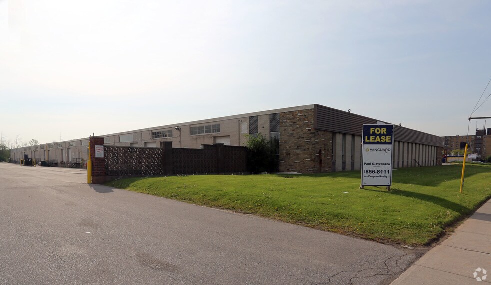 Primary Photo Of 2424 Finch Av W, Toronto Warehouse For Lease