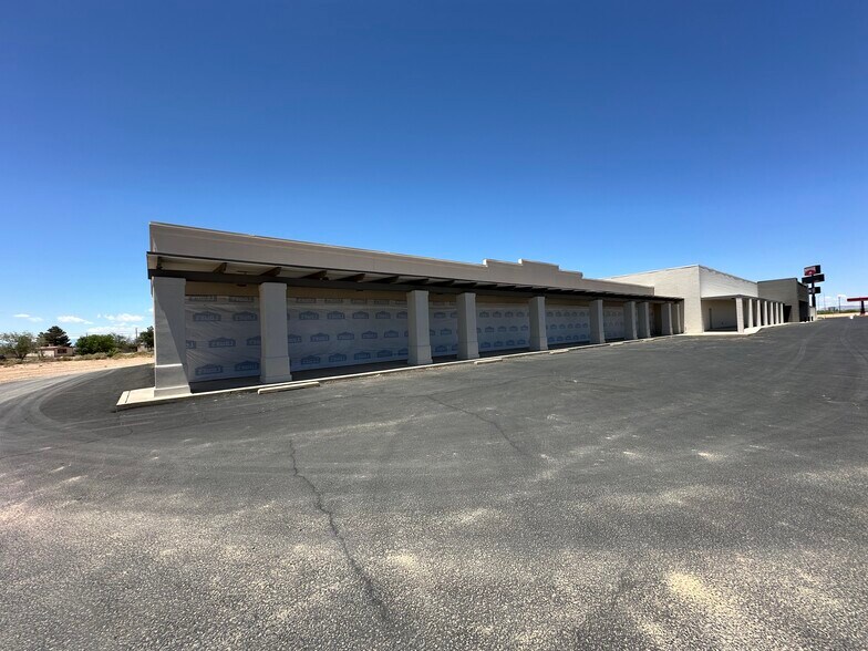 More Photos Of 1900 Highway 54 S, Alamogordo Freestanding For Lease