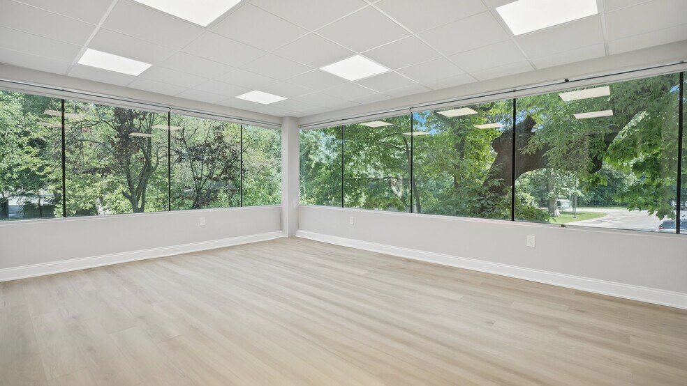 More Photos Of 521 Route 111, Hauppauge Medical For Lease