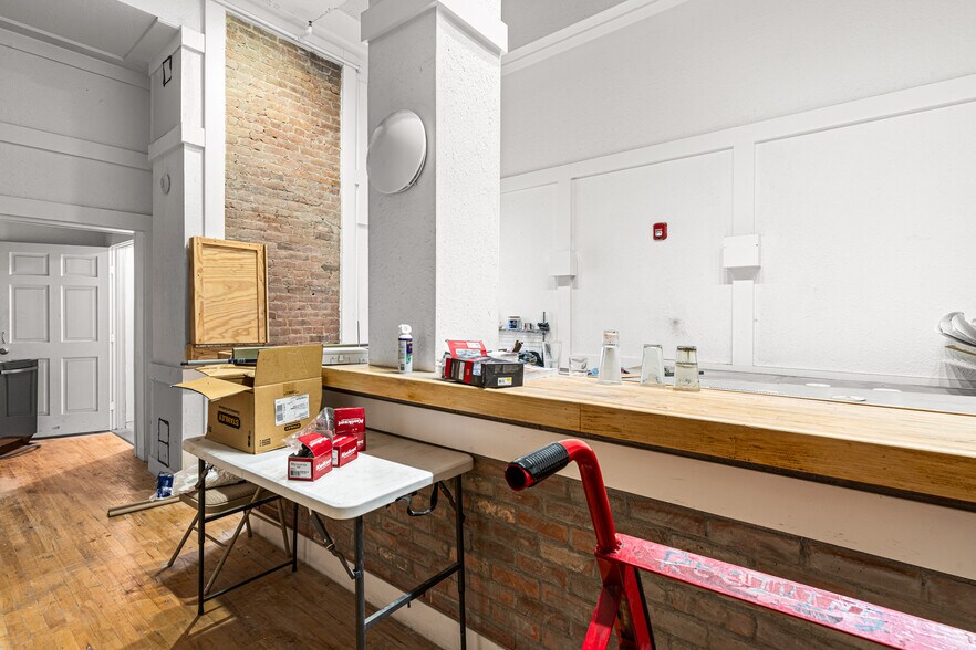 More Photos Of 209 N Main St, Pueblo Office For Lease