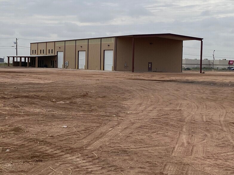 More Photos Of 13216 Hwy. 191, Midland Warehouse For Lease