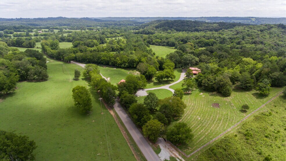 More Photos Of 177 Providence Rd, Fayetteville Specialty For Sale
