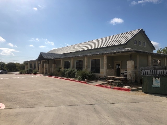 More Photos Of 2410 Hunter Rd, San Marcos Office For Lease