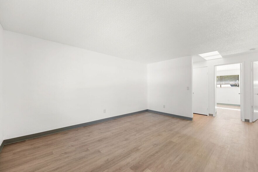 More Photos Of 14623 NE Coast Pine Ct, Vancouver Apartments For Sale