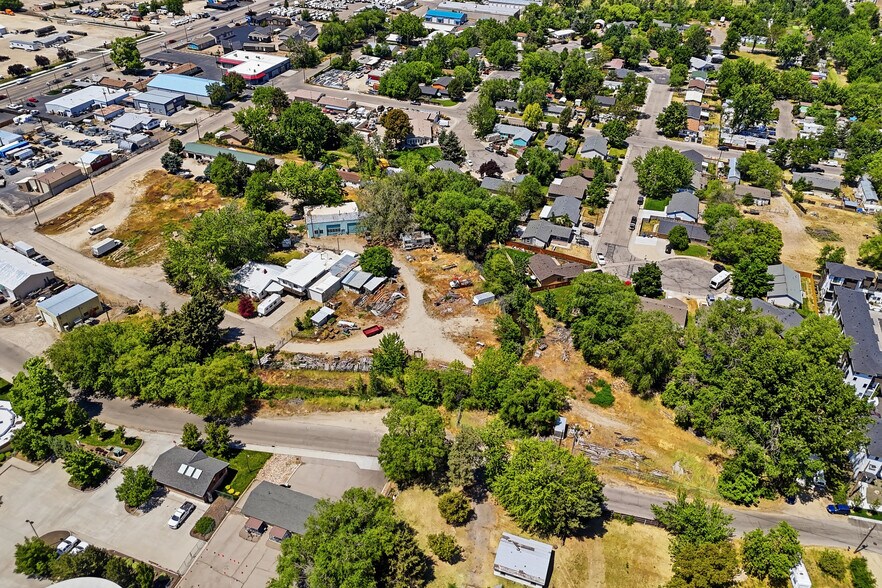 More Photos Of 200 E 46th Pl, Garden City Land For Sale