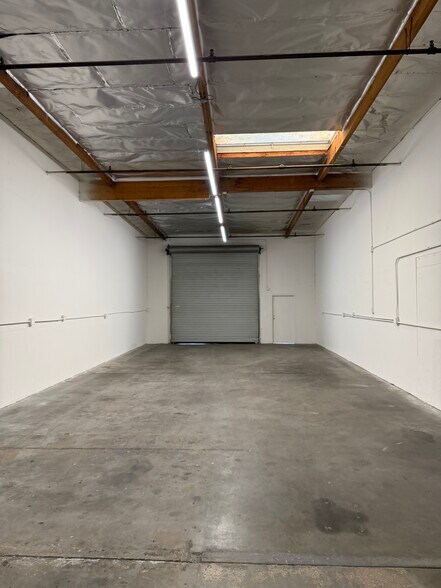 More Photos Of 11711 Coley River Cir, Fountain Valley Light Manufacturing For Lease