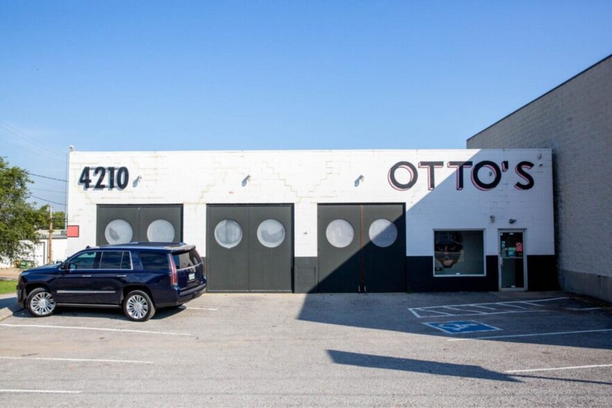 More Photos Of 3214 Charlotte Ave, Nashville Land For Sale