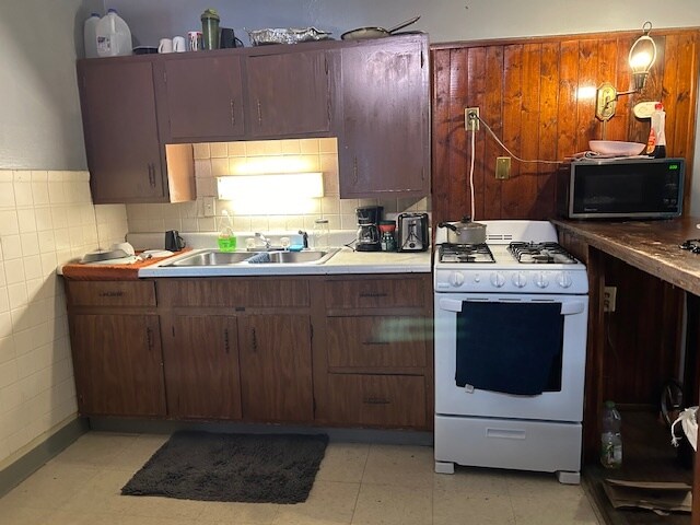 More Photos Of 97 Linwood Ave, Buffalo Multifamily For Sale