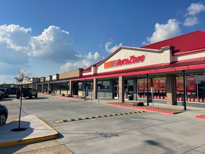 More Photos Of 6433 Highway 182 E, Morgan City Storefront For Lease