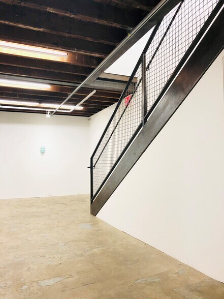 More Photos Of 94 Allen St, New York Storefront For Lease