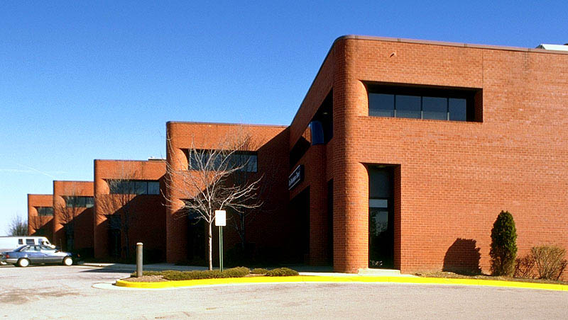 More Photos Of 8245 Backlick Rd, Lorton Showroom For Lease