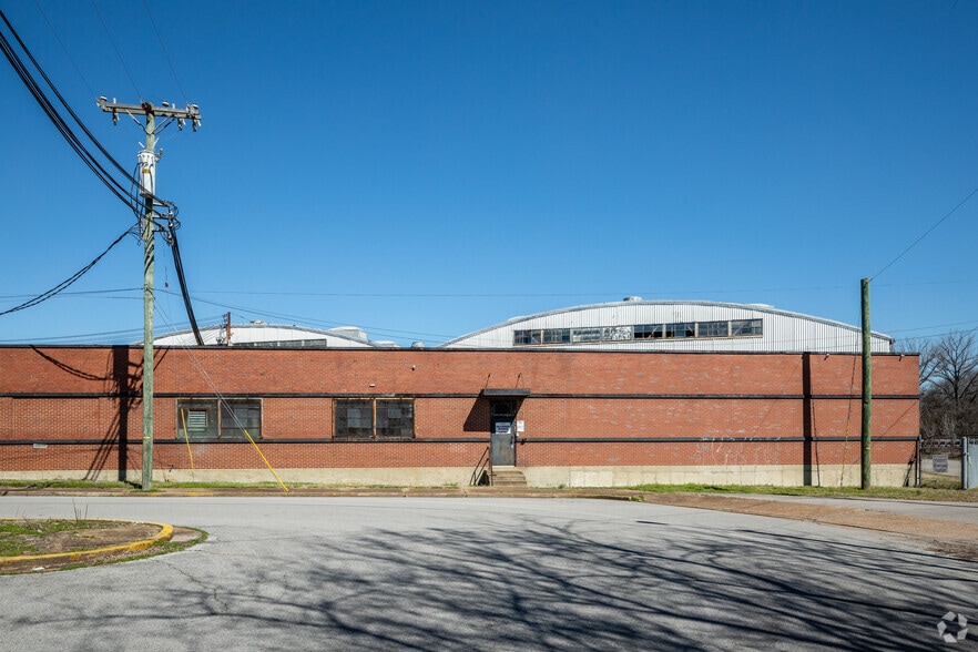 More Photos Of 515 Foster St, Nashville Distribution For Lease