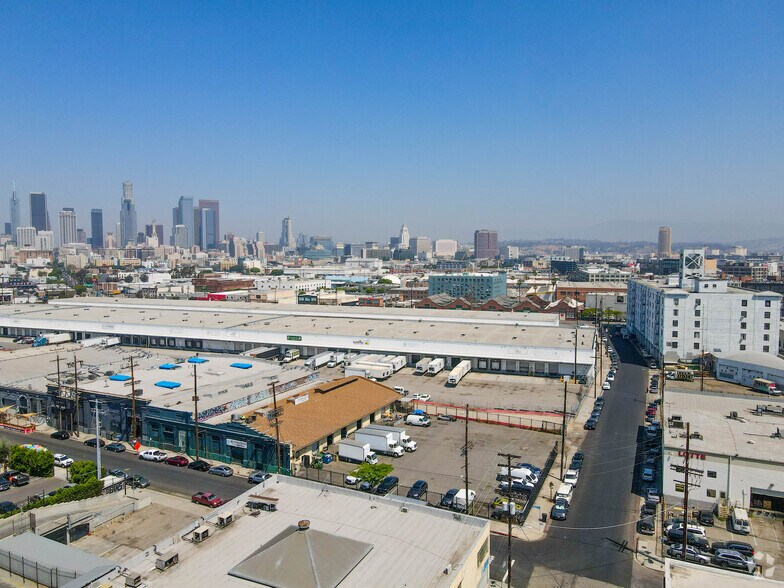 More Photos Of 1205-1321 Wholesale St, Los Angeles Warehouse For Lease