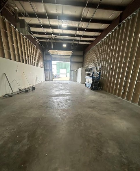 More Photos Of 3804 132nd Pl NE, Marysville Warehouse For Lease