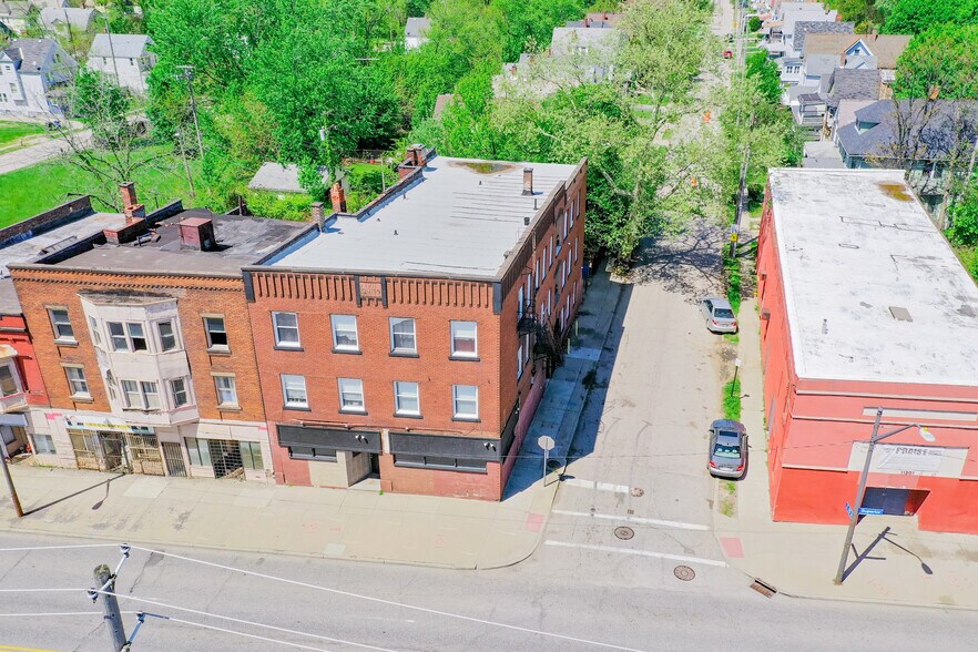 More Photos Of 11239 Superior Ave, Cleveland General Retail For Sale