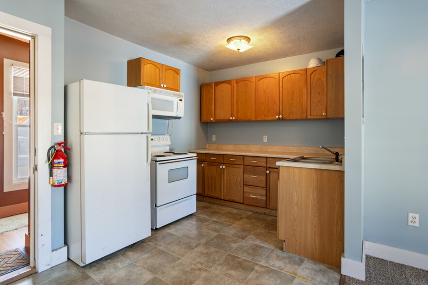 More Photos Of 75 Germania St, Galeton General Retail For Sale